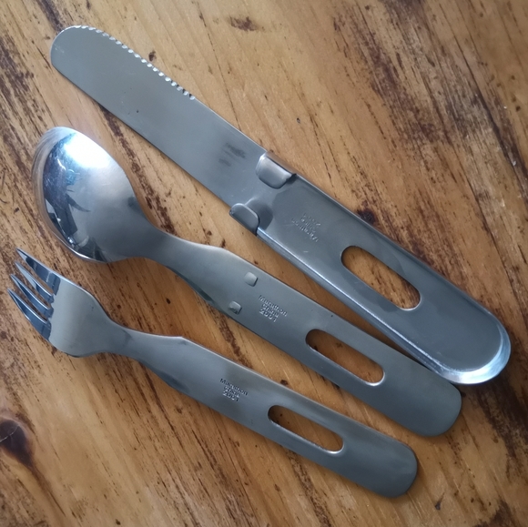 3-Piece Camping/Portable Cutlery Set - Picture 2 of 5